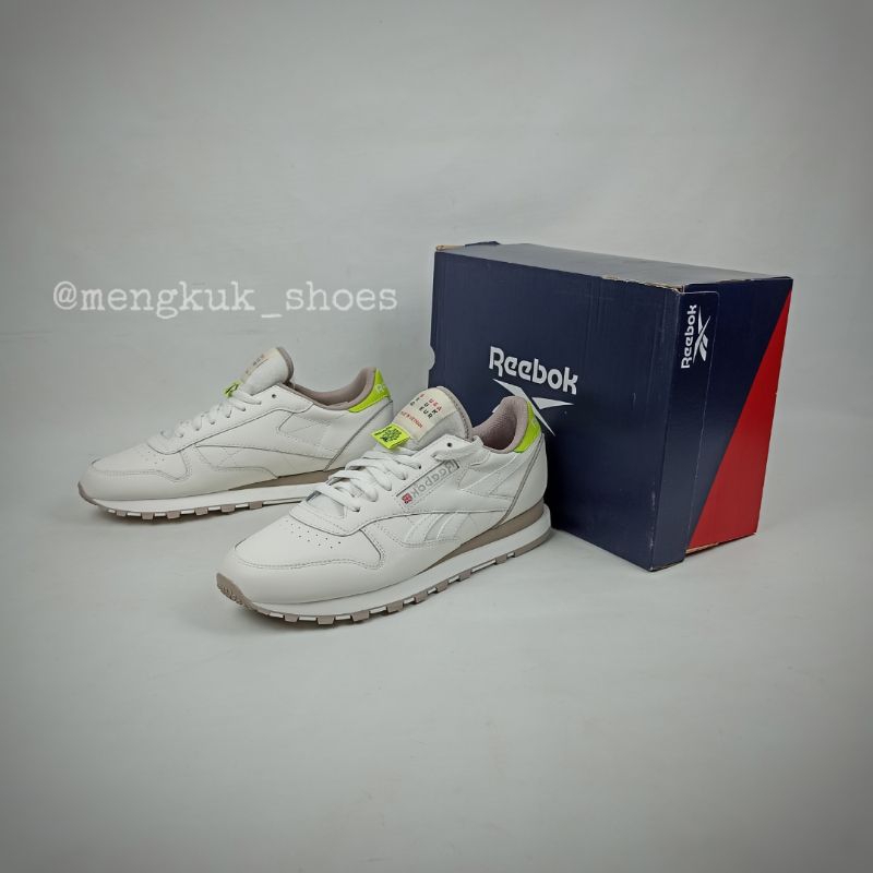 Sneakers Reebok Classic Leather Chalk Unisex Original 100% BNIB - SNEAKERS RUNNING CLASSIC
