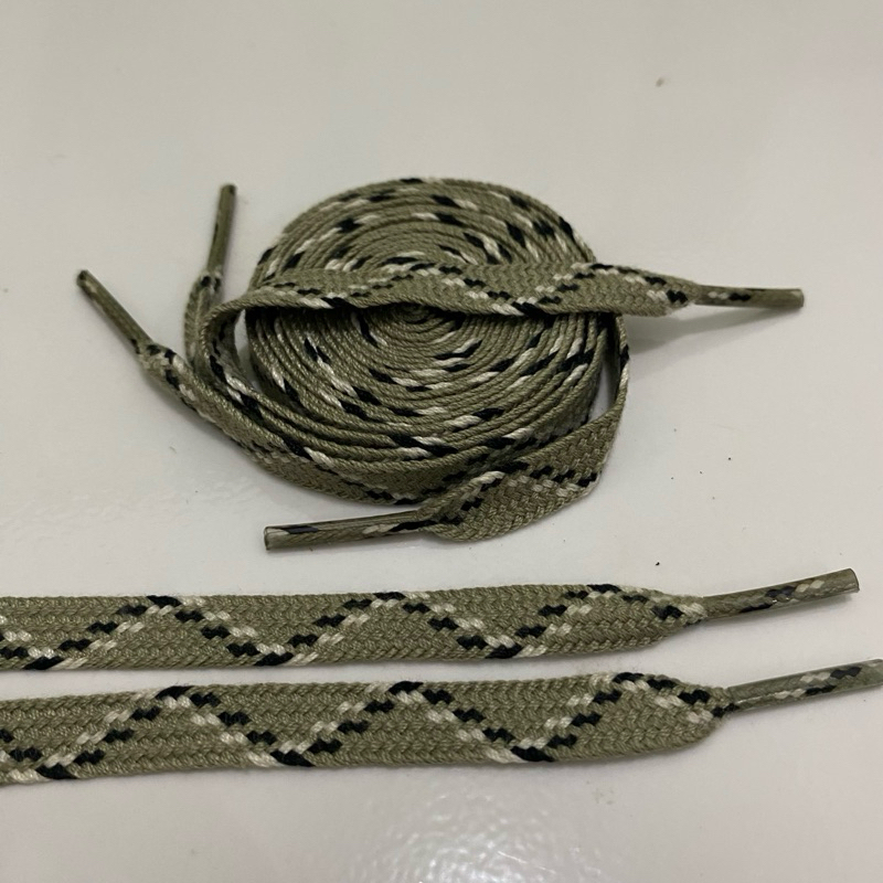 Tali Sepatu Flat Motif zigzag