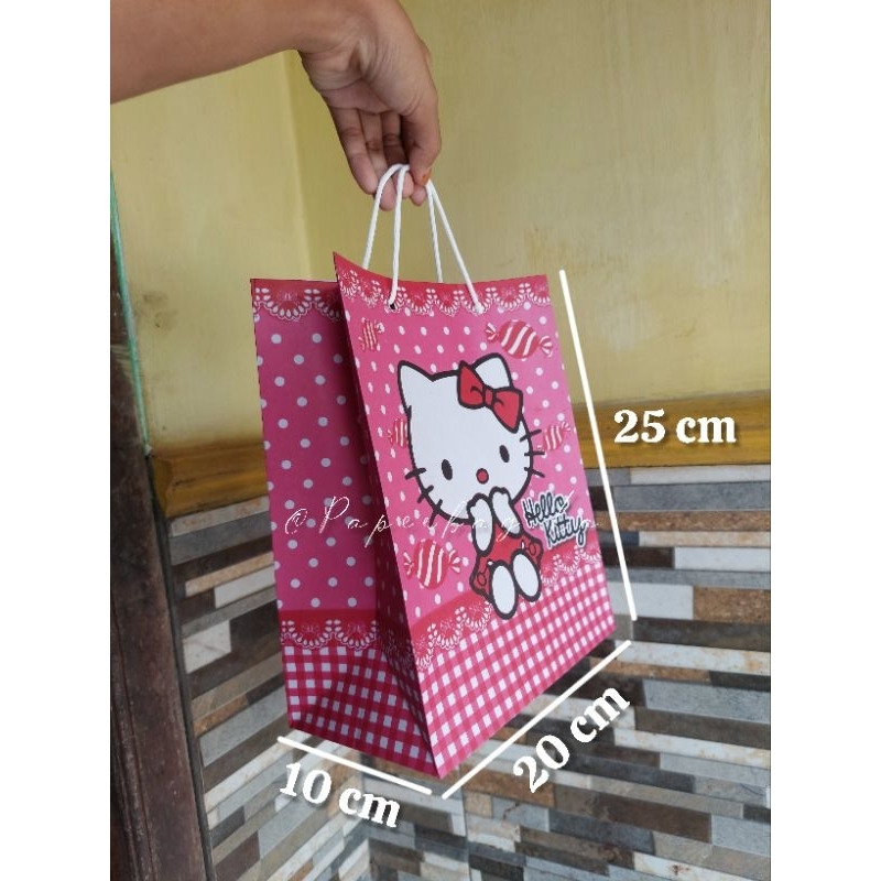 

Paperbag Hello Kitty / Hampers tas Ulang tahun Pink