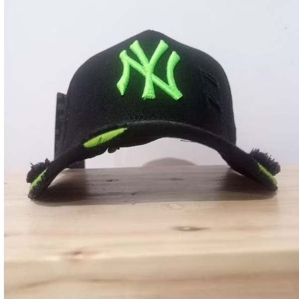 Topi Baseball NY hijau stabilo Damage bahan hitam Topi Premium Unisex Topi MLB