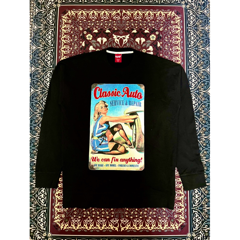 •CREWNECK MARILYN MONROE