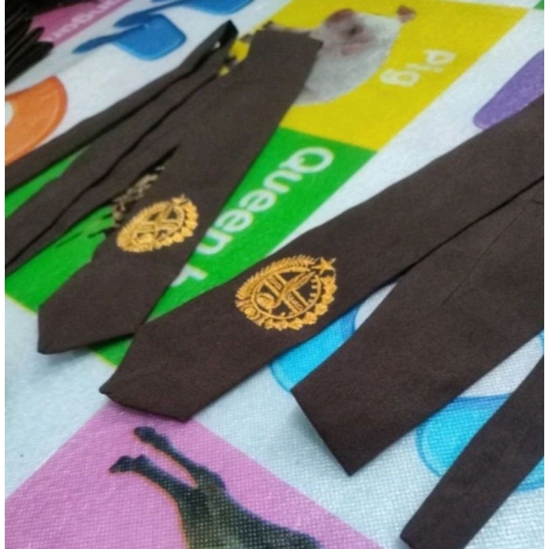 dasi pramuka panjang+dasi sd bordir panjang