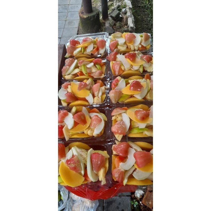 

Rujak yayan kayu jati