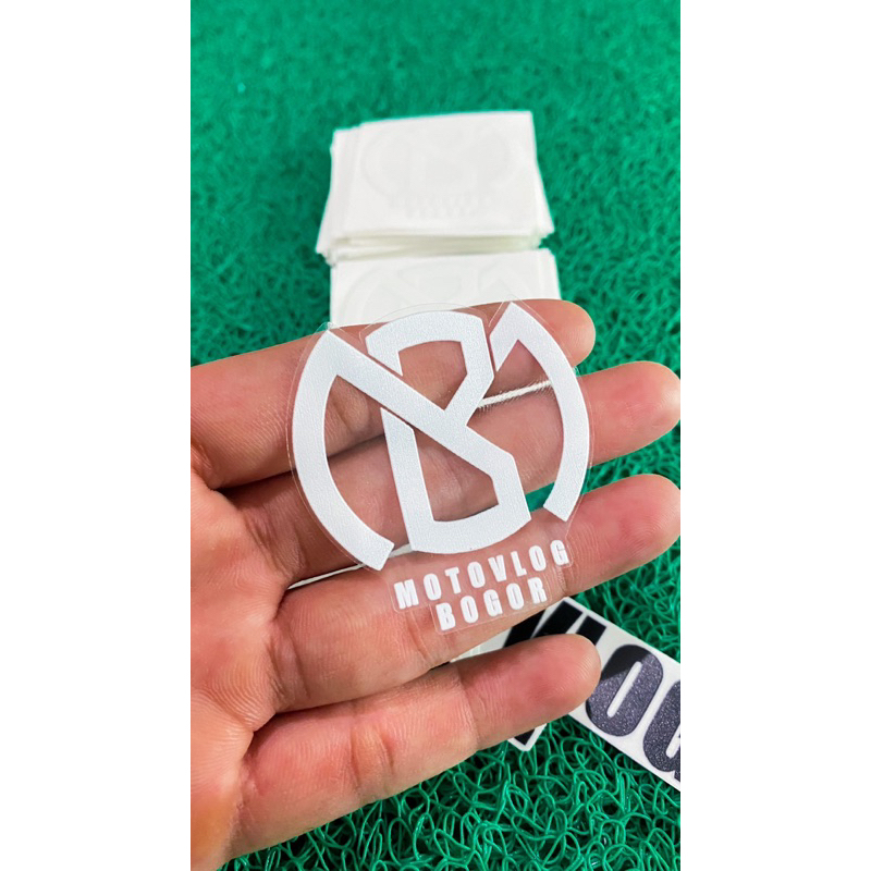 

Custom Stiker Vinyl Transparan ukuran A3 Plus Cutting