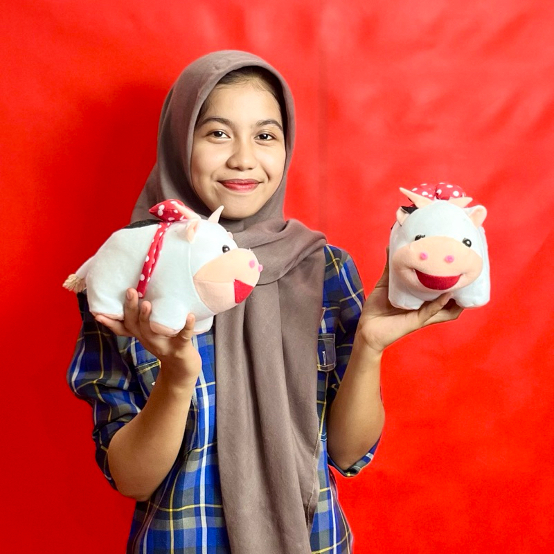 Boneka sapi mini korea pita besar duduk lucu boneka karakter cow pita sapi mini lucu ecofootwear.id