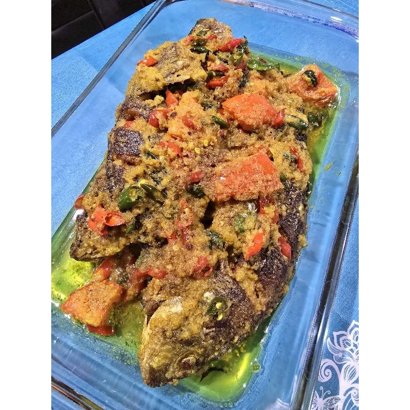 

Pesmol ikan mujaer/ikan mujaer bumbu kuning