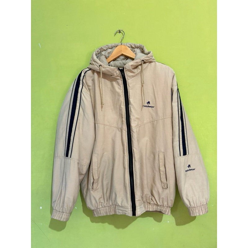 Jaket Tebal Vintage Luxury Bob in Berry