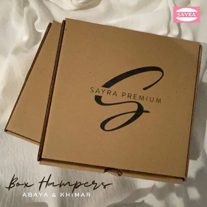 

Hampers Box Sayra Box Hijab / Box Abaya & Greeting Card Random