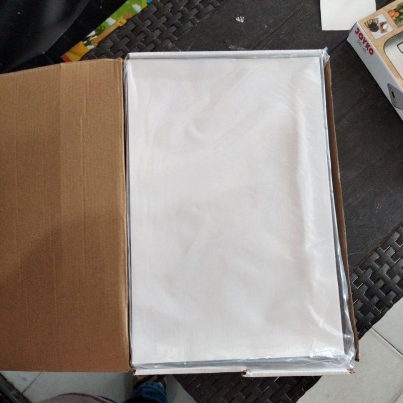 

(12 pcs) kertas kalkir vaneo uk F4 lusinan