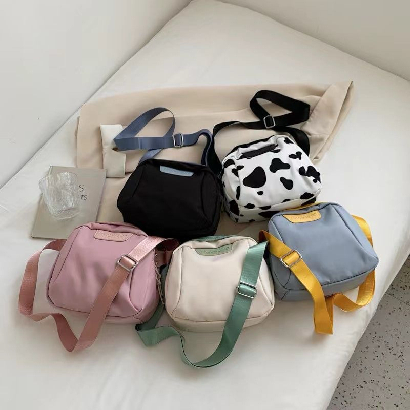 TAS SELEMPANG WANITA SIMPLE UNIK 2 TONE (TANPA GANTUNGAN)