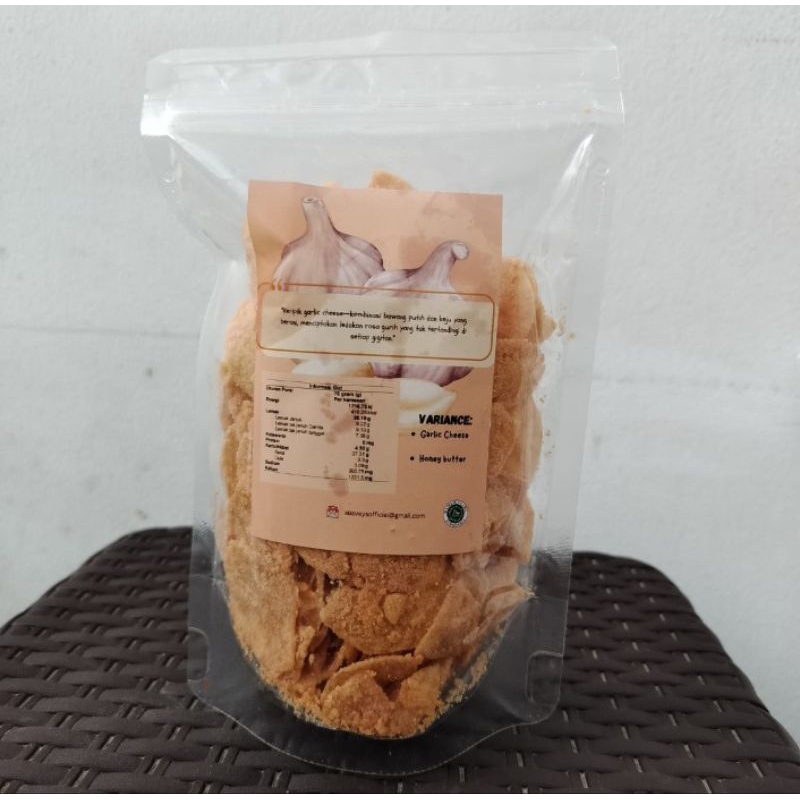 

keripik kentang premium Garlic Cheese terenak & terlaris Suavey