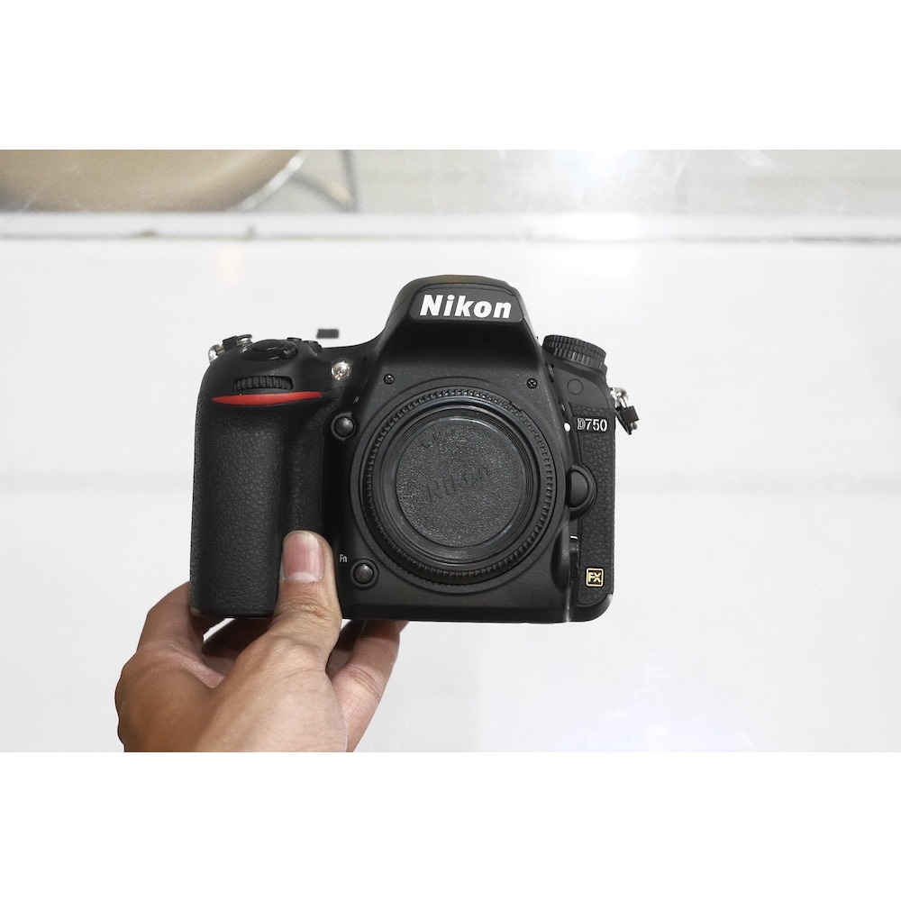 SECOND KAMERA NIKON D750 BODY ONLY KODE 123