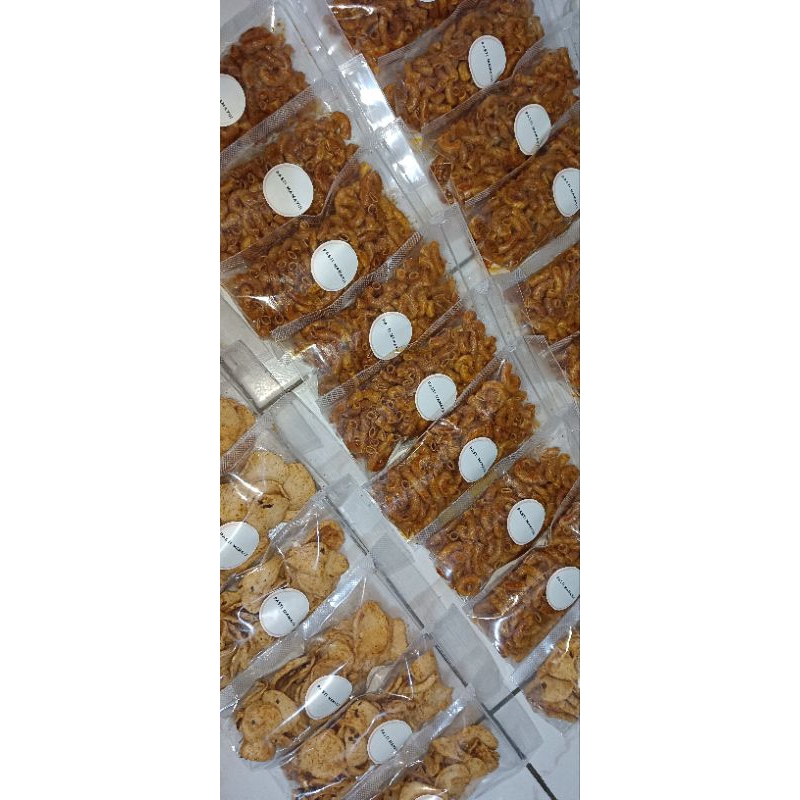 

Paket usaha macaroni bantet pedas daun jeruk kemasan pouch isi 20 pcs