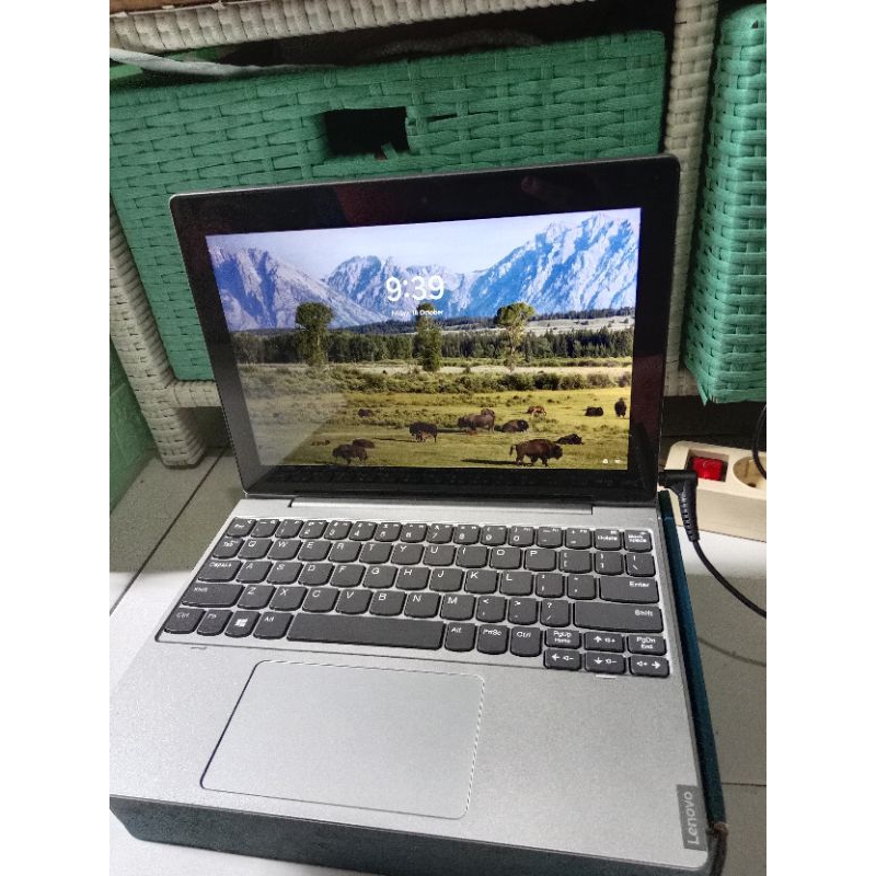 Lenovo ideapad d330