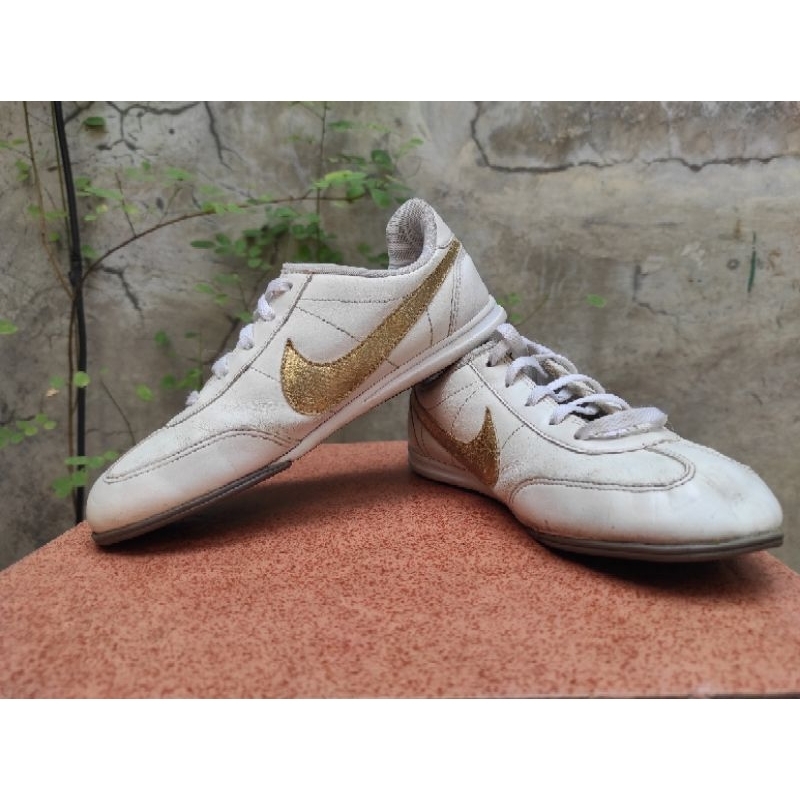 SEPATU PRELOVED / SECOND ORI ANAK (SIZE 32/INSOLE 18.5) BRAND CENTANG SPRINT SISTER