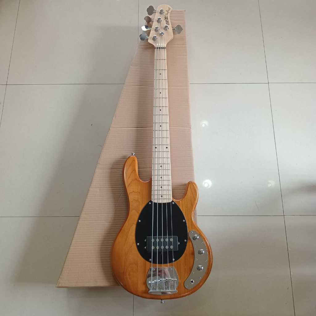 Gitar Bass Listrik Elektrik Musicman Stingray 5 String Custom High Quality
