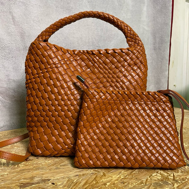 Preloved Botega Bucket Bag