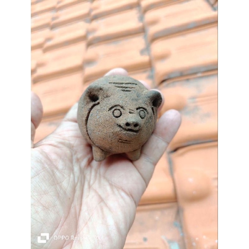 Terakota celengan era Majapahit barang temuan