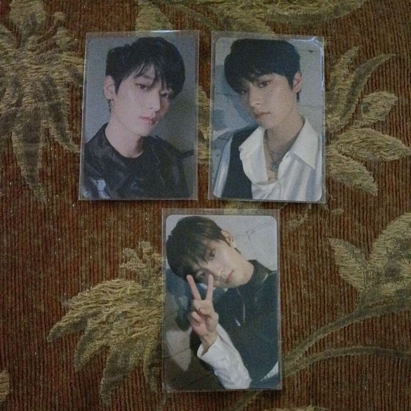 THE BOYZ - REVEAL Juyeon, Q Chamgmin Official Photocard Album