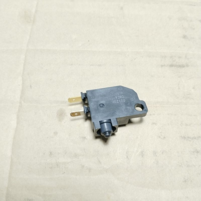 Switch Rem Depan Kanan Yamaha Aerox,Nmax,Lexi,Freego