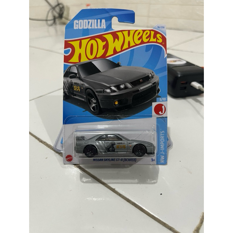 Hot Wheels Reguler nissan skyline LBWK r33 GODZILLA GR86 2000GT