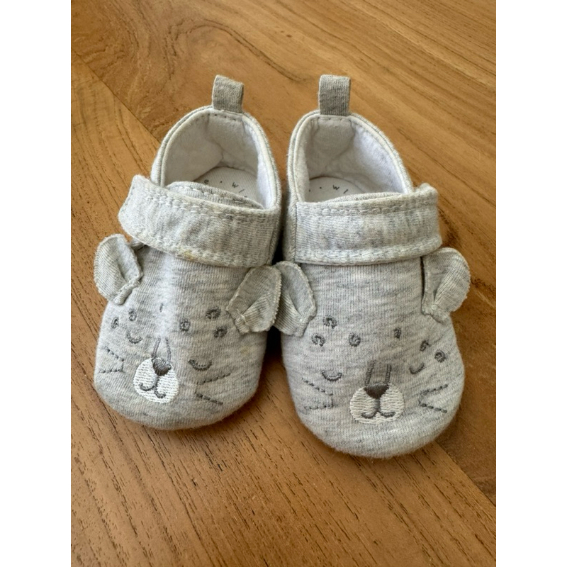 PRELOVED SEPATU BAYI MOTHERCARE
