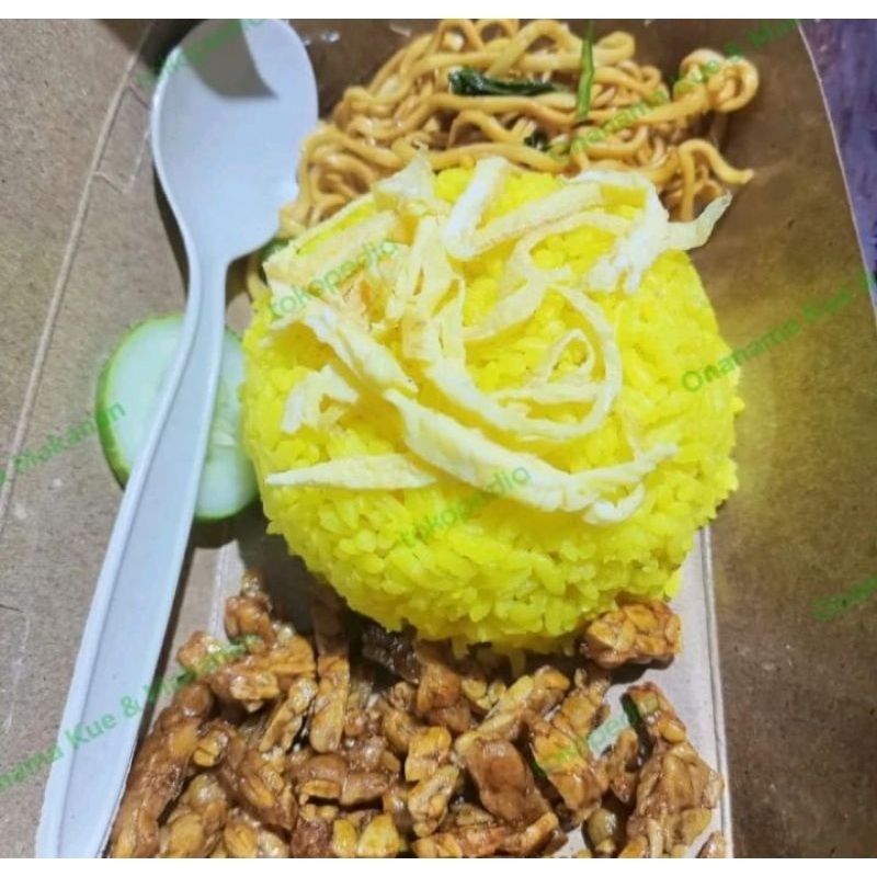 

Dapur Hemat - Nasi Kuning Ekonomis Paling Murah Enak Halal Populer Viral Untuk Acara Syukuran