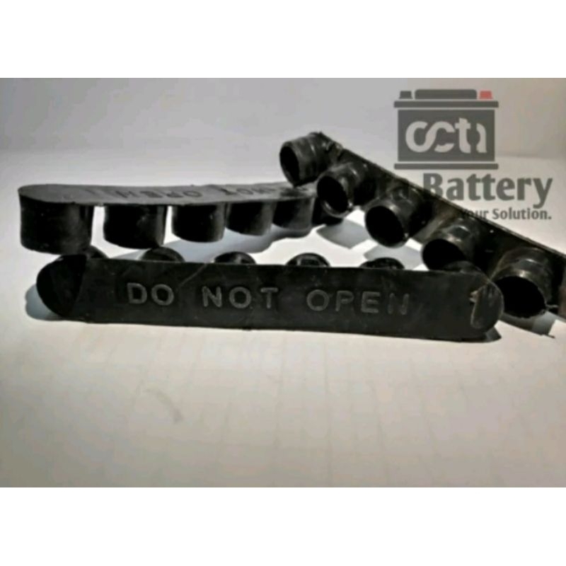 tutup aki motor kering yuasa