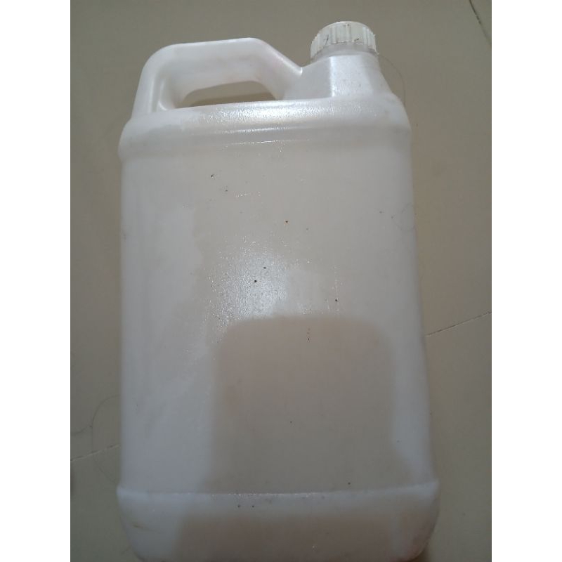 Galon kosong 5l/galon putih/galon bekas