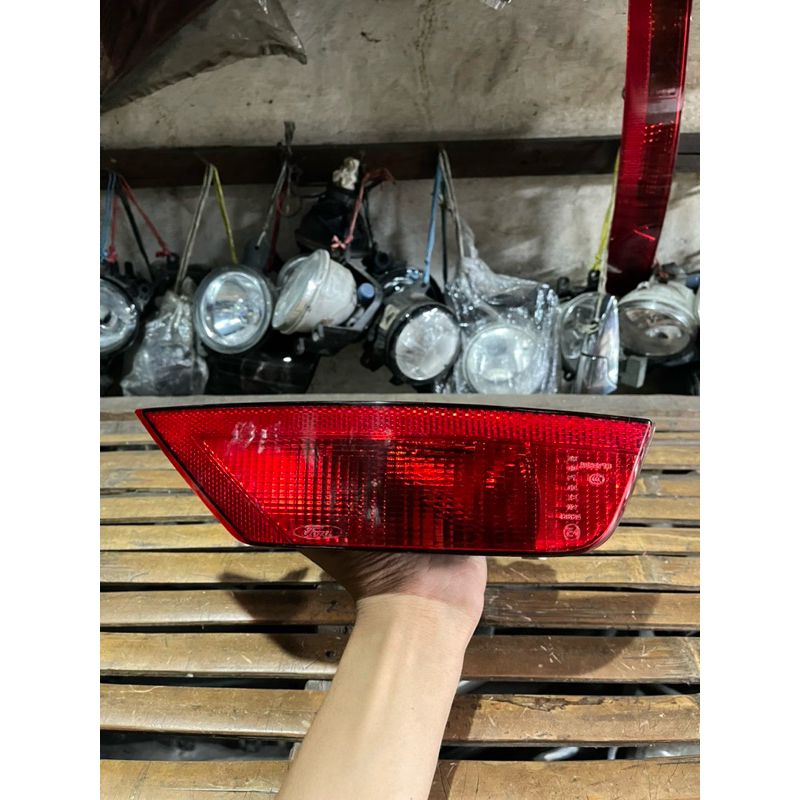 Lampu reflektor bumper belakang ford focus kanan original