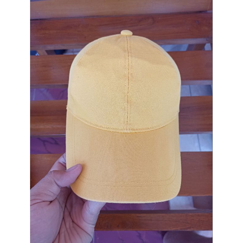 Topi Polos Kuning Mulus