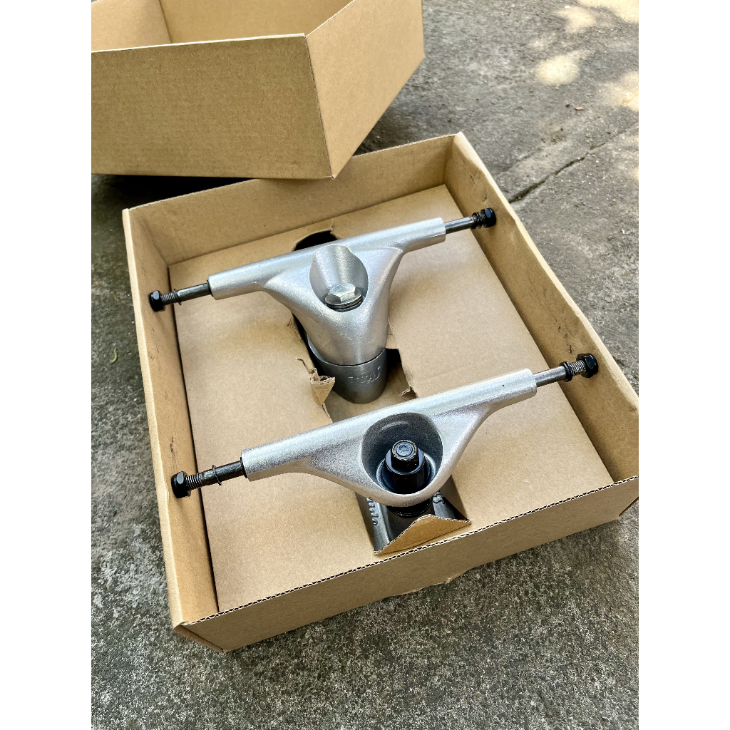 Slide SurfSkate Truck Set. Truck ONLY. Surfskate Truck. Import Quality. Asli dan original.