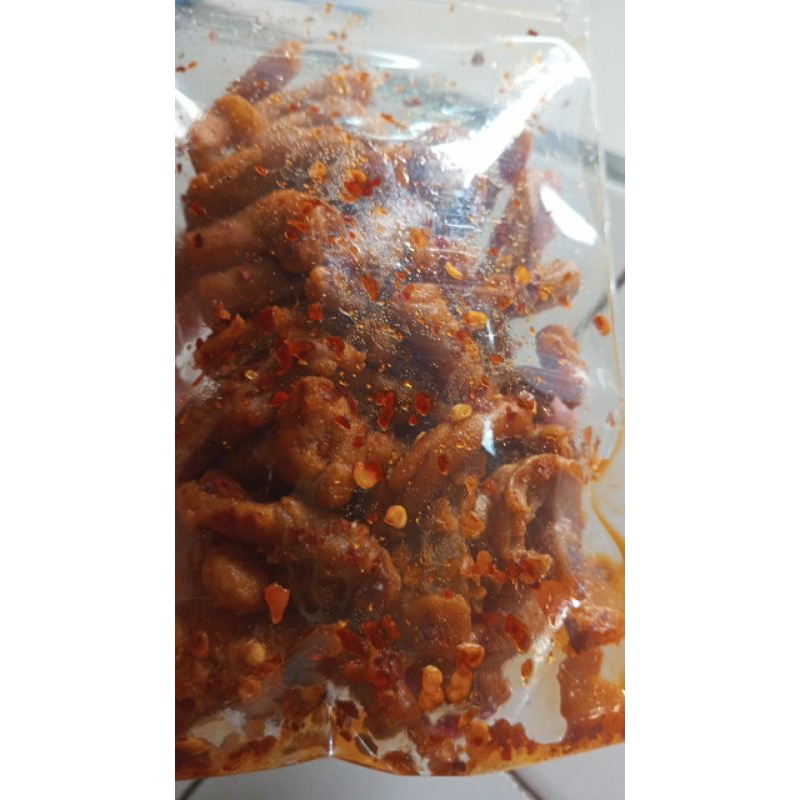 

Usus Crispy Cafe Lona Chili Oil