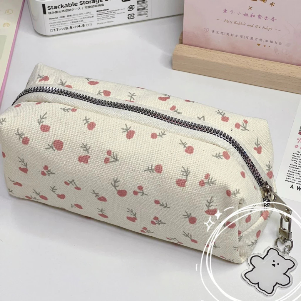 

Kotak Pencil Wanita Stylish Flower Pattern - Kotak Pensil Sekolah Perempuan Trendy