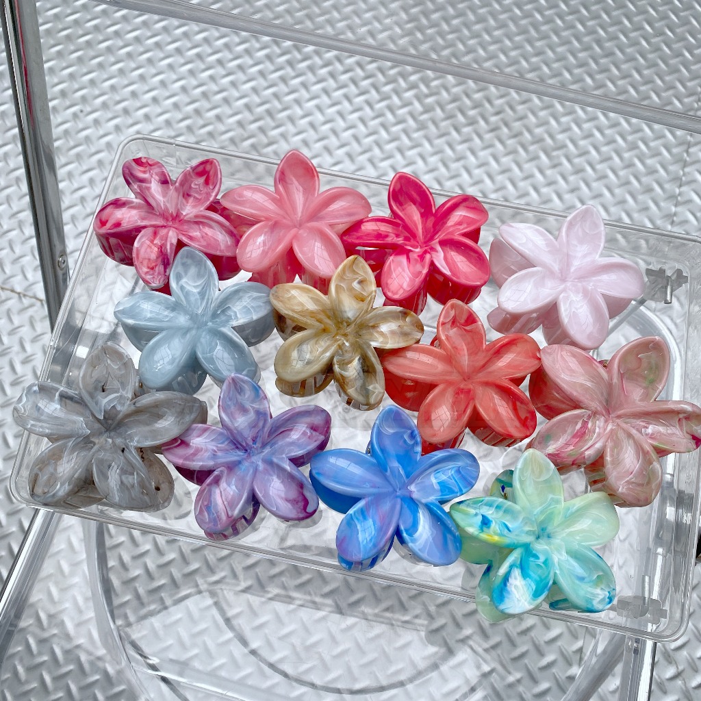 Chic Corner “Plumeria Marble Claw Clip” | Jepit Rambut Bunga Kamboja | Bali Claw Clip | Jepit Rambut