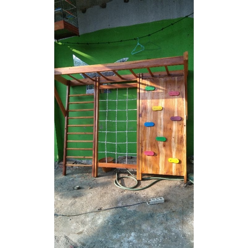 Brakiasi dinding.langsung nempel di dinding