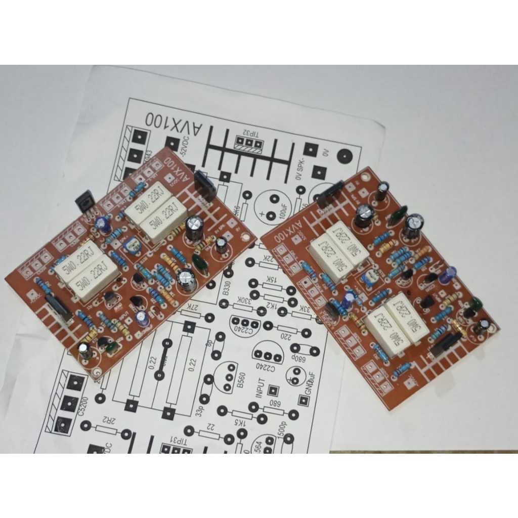 POWER AMPLIFIER 400W YAMAHA AVX100