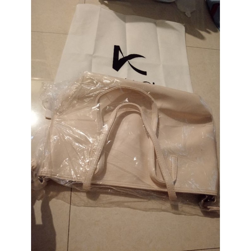 Tas Akaci