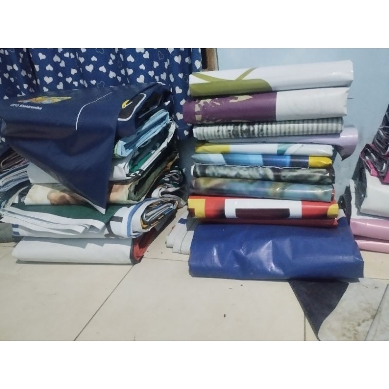 spanduk banner terpal baliho bekas ukuran 2 x6 meter