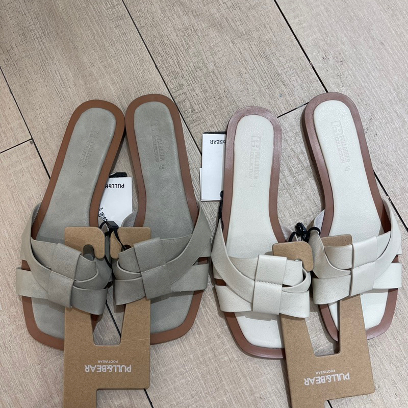 Shoes Sandal Flat PULL&BEAR Woman Jastip (jasa titip)