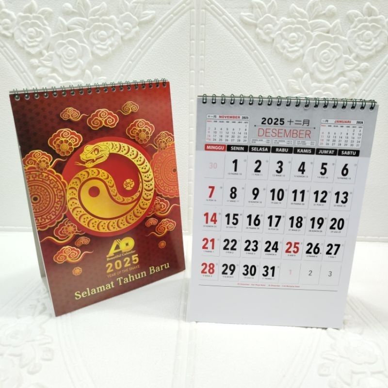 

kalender kerja meja angka hitam model potrait 2025