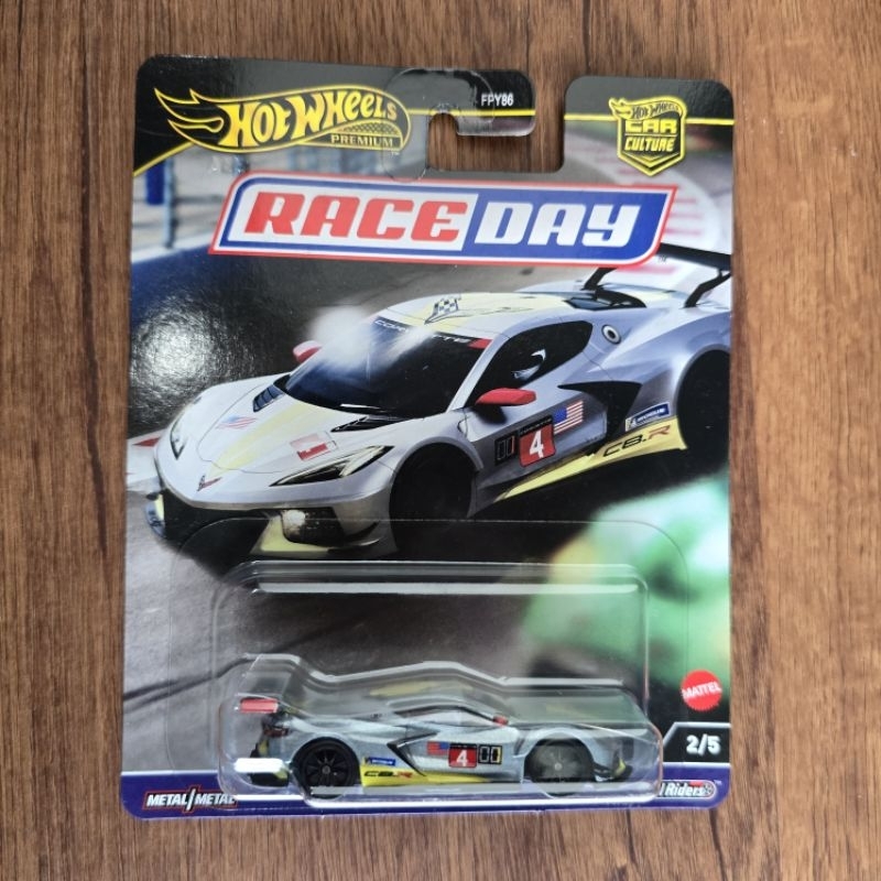 Hot Wheels Premium Race Day Corvette C8 R