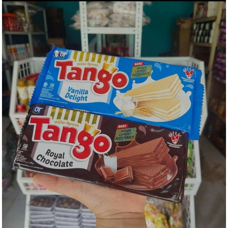 

WAFER TANGO 110GR 1 DUS ISI 24PCS