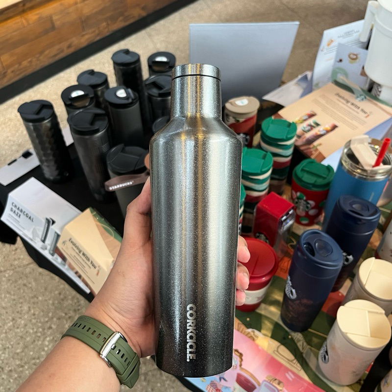 Tumbler Starbucks X Corkcicle Dark Grey Holiday Edition 2024 - Tumbler Corkcicle Starbucks Black Dar