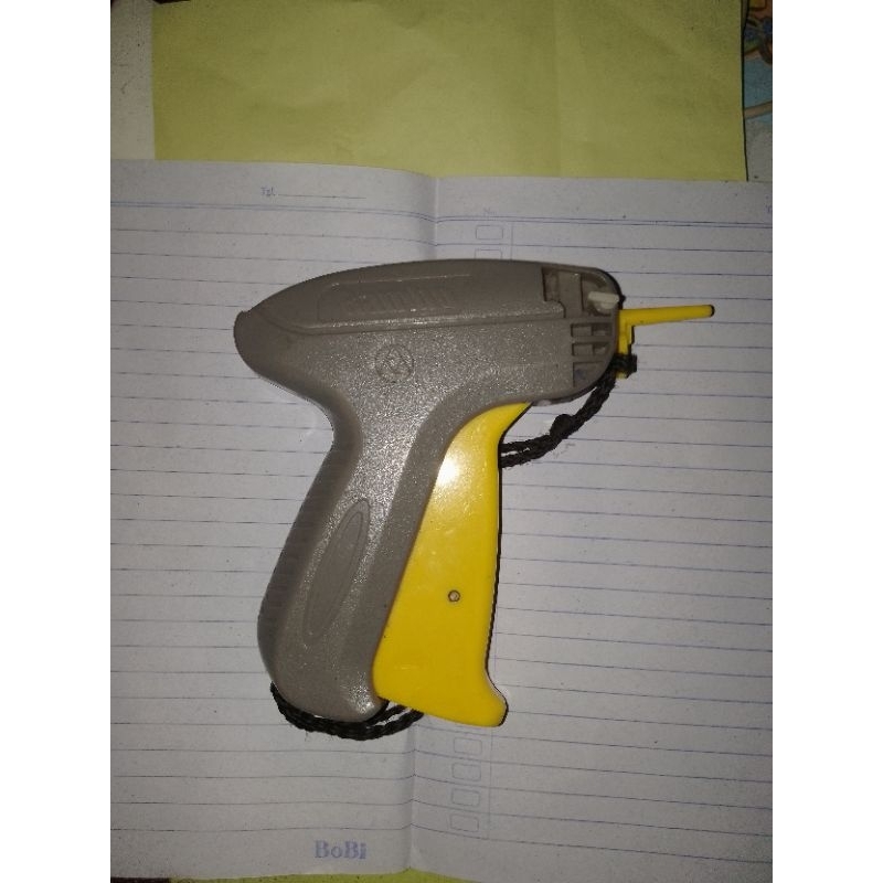 

Alat tembak bandrol harga TAG GUN