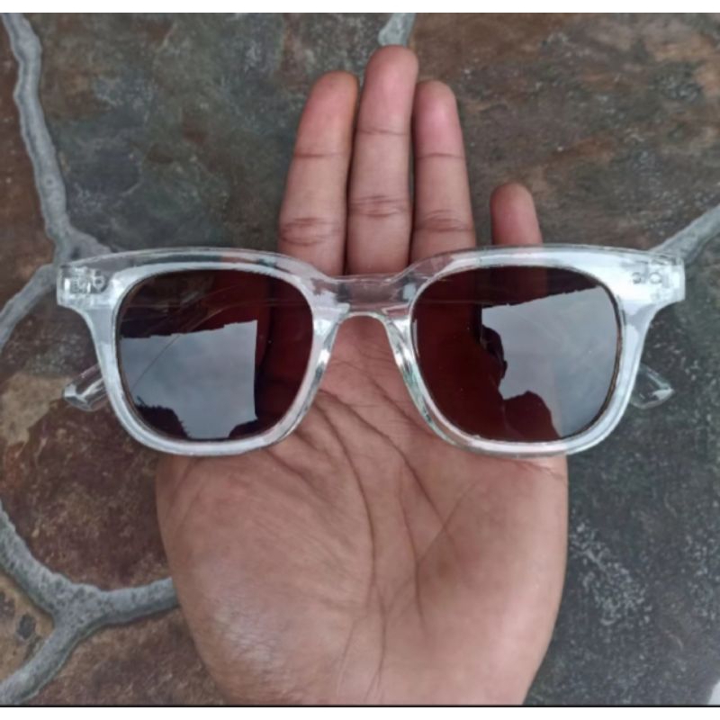 kacamata logo v pria wanita full transparan