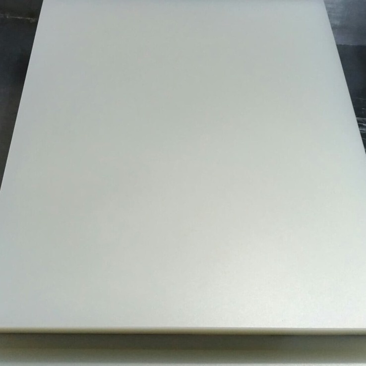 

Khusus Mika doff transparant tebal 7mm x 61cm x 86cm