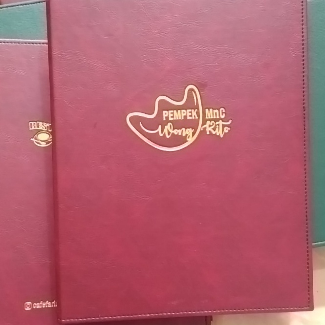 

Premium Cover Menu A4 Jepit Baut