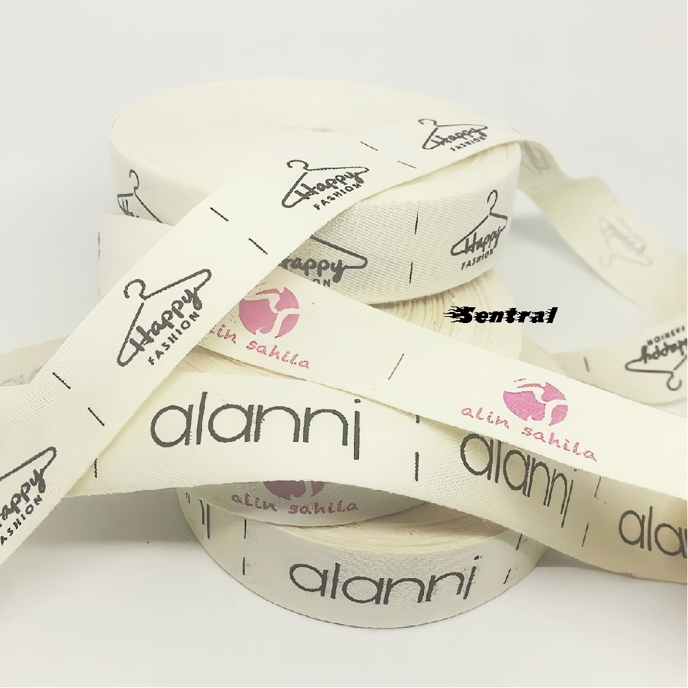 

Sentraljaya Label Baju Hijab Woven Damask Substitute 1,5 cm
