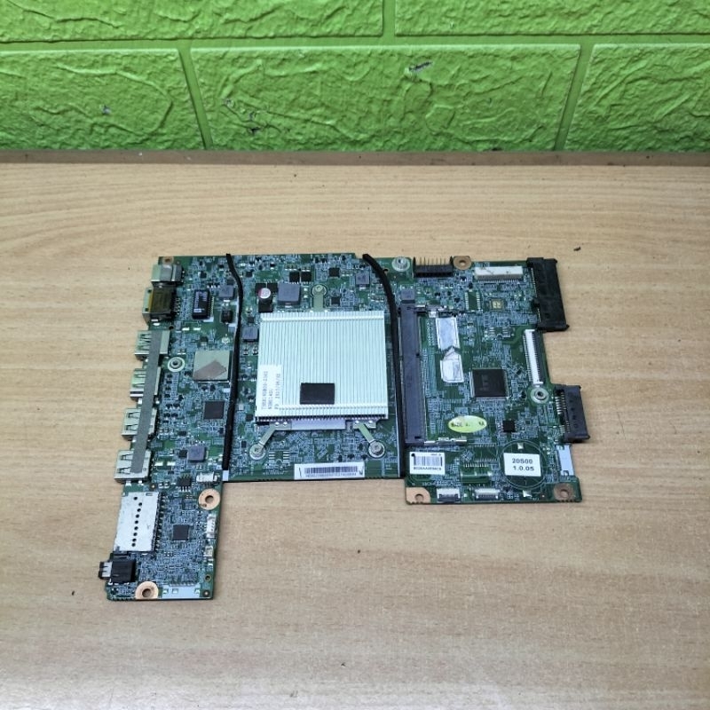 Motherboard Mainboard Mobo Mesin Mati Laptop Acer Aspire One 14 Z1402